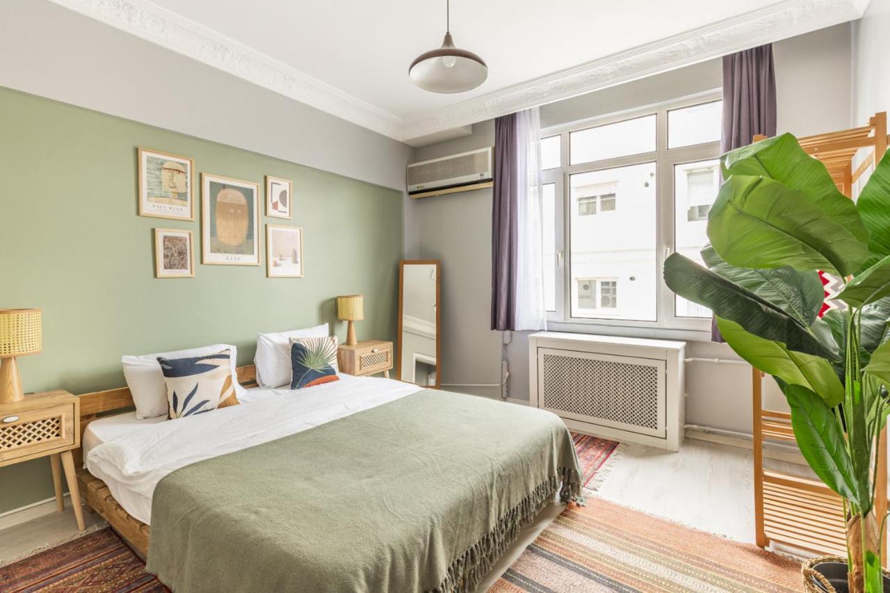 Bohemian Flat In Nisantasi With Central Location Istanbul Exterior photo